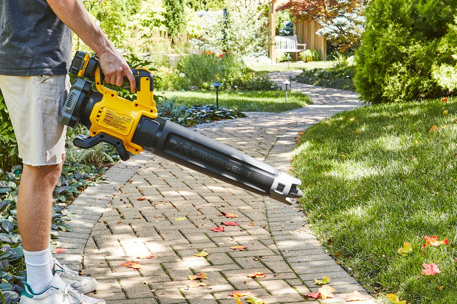 Top 10 Best Leaf Blowers for 2024 Under $345!